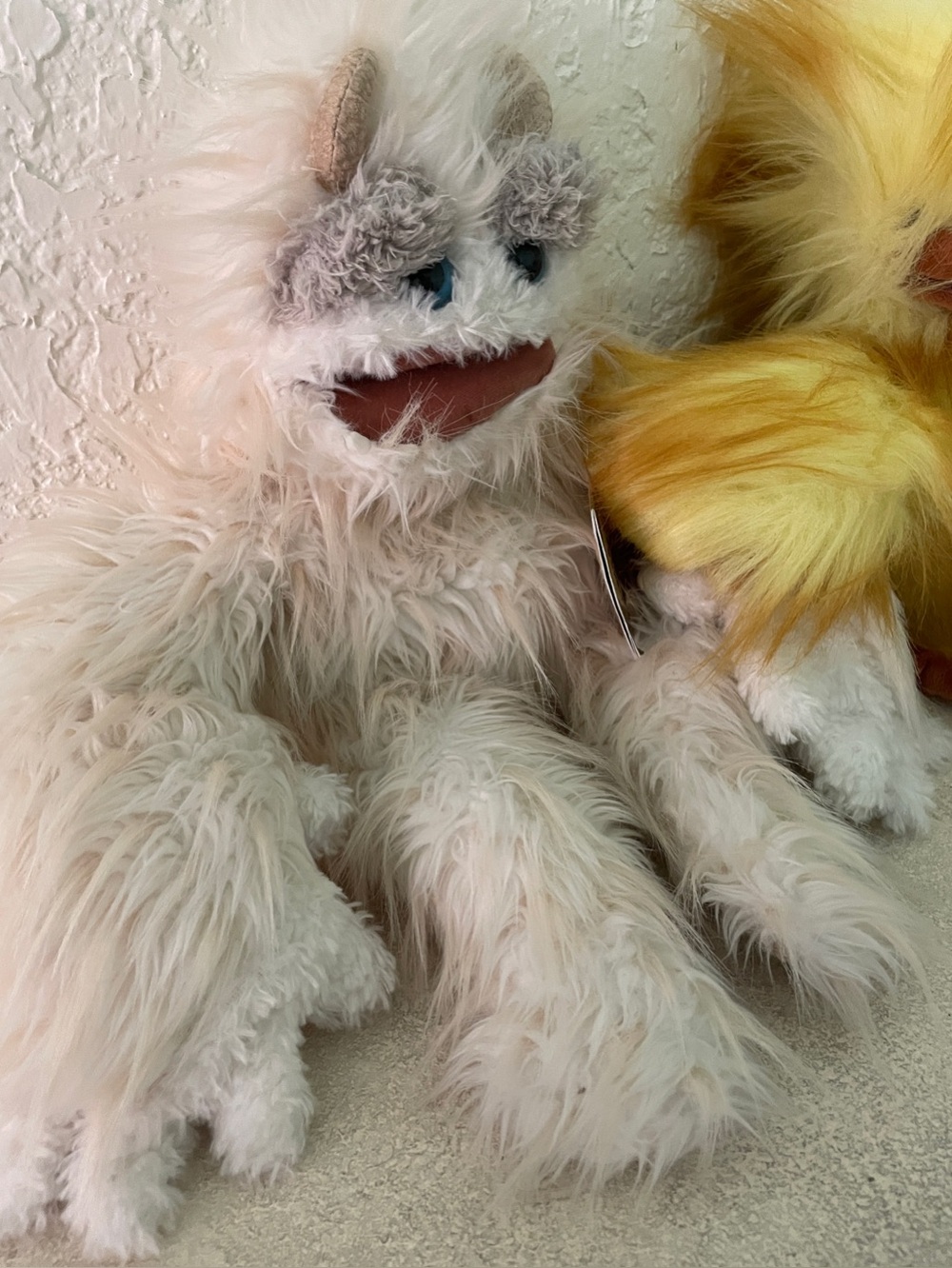 Folkmanis® Set of 2 Hand Puppets - Yeti Monster and Funny Bird - Picture 2 of 8